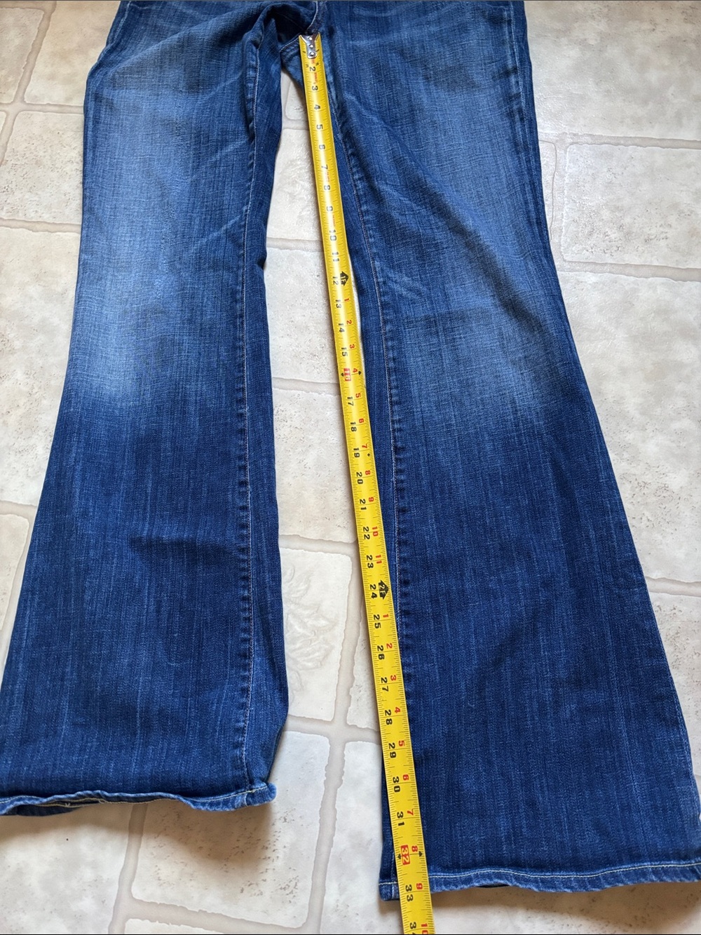 Citizens of Humanity Ingrid 002 Low Waist Flare Distressed Jeans Size 32 USA - Picture 6 of 10